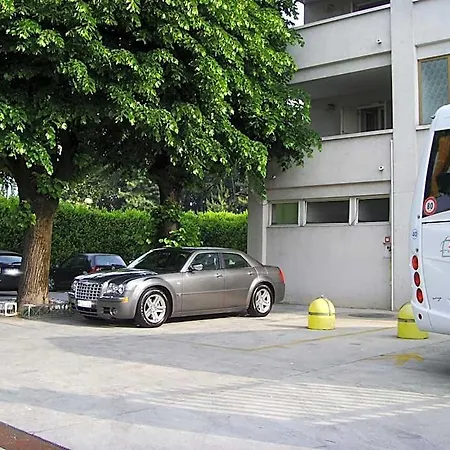 Hotel Post 2*